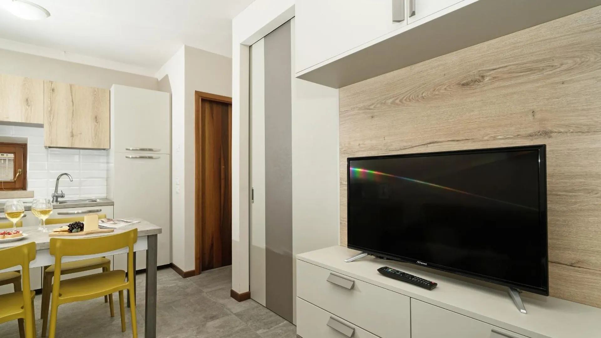 Lauri By Wonderful Italy Apartment Desenzano del Garda